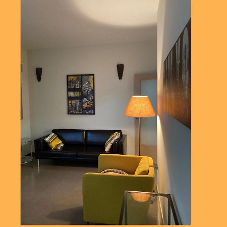 Stunning 2-Bed Apartment In Pego Exterior photo